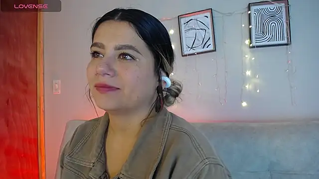 Sweet Bella Valery online show from 30, 4, 2026