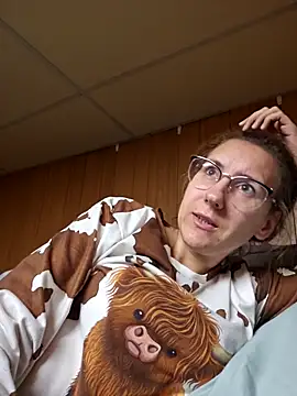 pleasureme24k online show from 16, 10, 2025