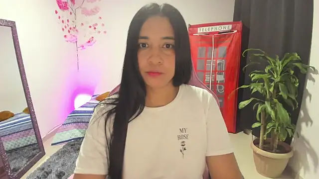 Snapshot of Kruela chatting on 19, 11, 2025 Kruela online show from 19, 11, 2025