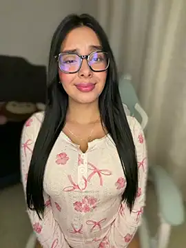 MiaSofia   online show from 2, 5, 2026