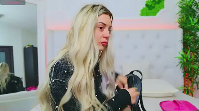 AriannaSins online show from 24, 1, 2025