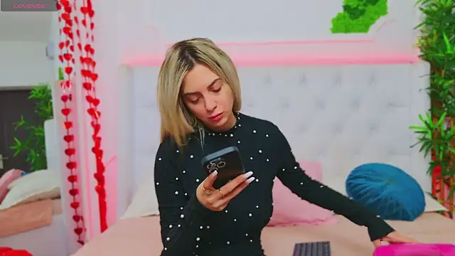 AriannaSins online show from 7, 2, 2025