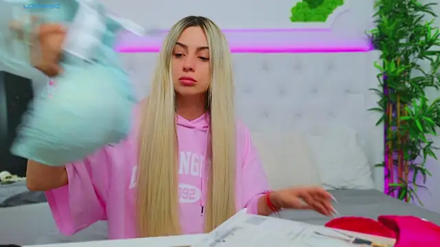 AriannaSins online show from 11, 3, 2025