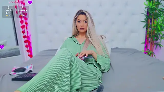 AriannaSins online show from 18, 3, 2025