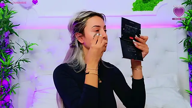 AriannaSins online show from 7, 10, 2025