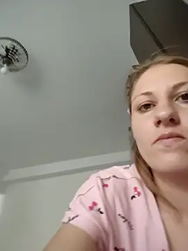 Snapshot of SandyCassie chatting on 11, 7, 2026 SandyCassie online show from 11, 7, 2026