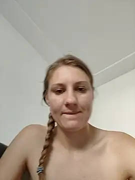 Snapshot of SandyCassie chatting on 3, 8, 2026 SandyCassie online show from 3, 8, 2026
