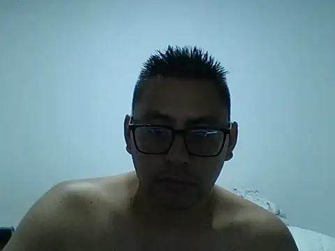 Snapshot of DariusNoir chatting on 1, 11, 2025 DariusNoir online show from 1, 11, 2025