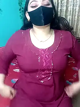 Snapshot of Porimoni22 chatting on 2, 4, 2026 Porimoni22 online show from 2, 4, 2026