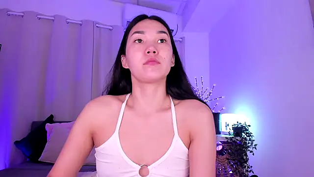 Divine Madeleine online show from 29, 6, 2026