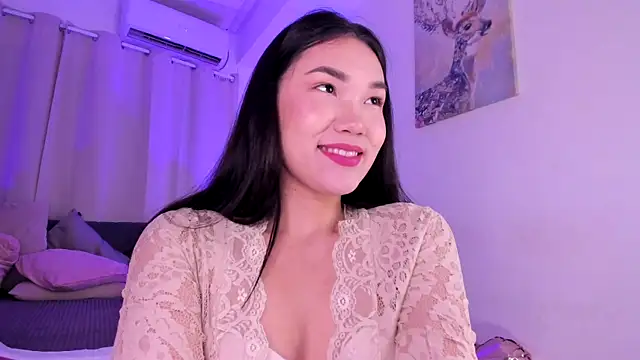 Divine Madeleine online show from 8, 7, 2026