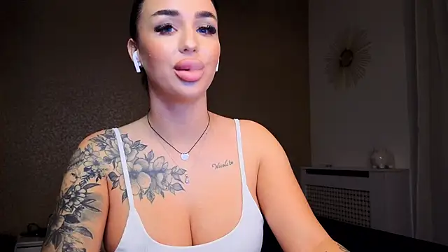 EvaXXRoseXX online show from 26, 10, 2025