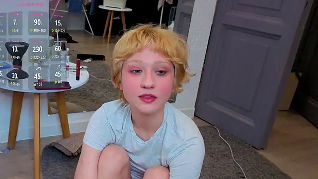 Melisaa Cooper online show from 4, 12, 2025