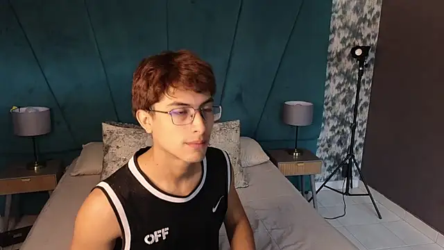 Aaron Eze online show from 17, 7, 2026