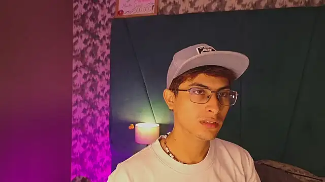 Aaron Eze online show from 26, 7, 2026
