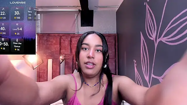Rachel  Jonees online show from 21, 10, 2025