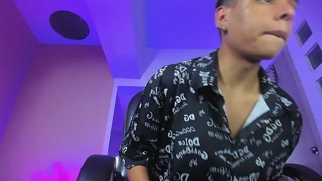 Xavier Fox    online show from 5, 3, 2026