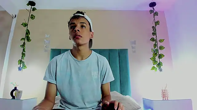 Xavier Fox    online show from 16, 3, 2026