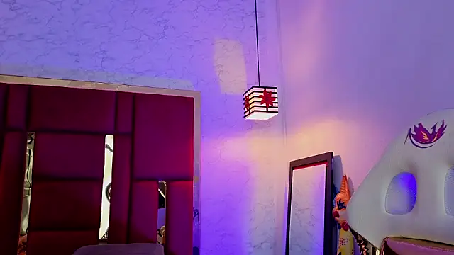 moon winy online show from 12, 3, 2026