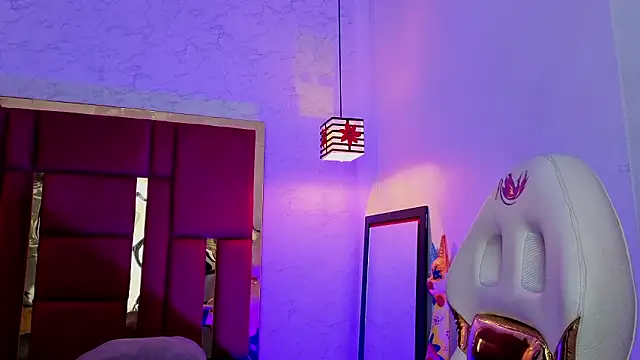 moon winy online show from 17, 3, 2026