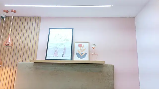 Tessa Stone online show from 14, 3, 2026