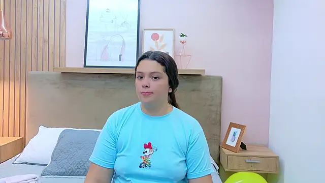 Tessa Stone online show from 18, 3, 2026