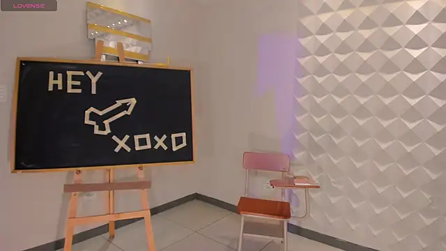 ScarlettBlaze  online show from 31, 10, 2025