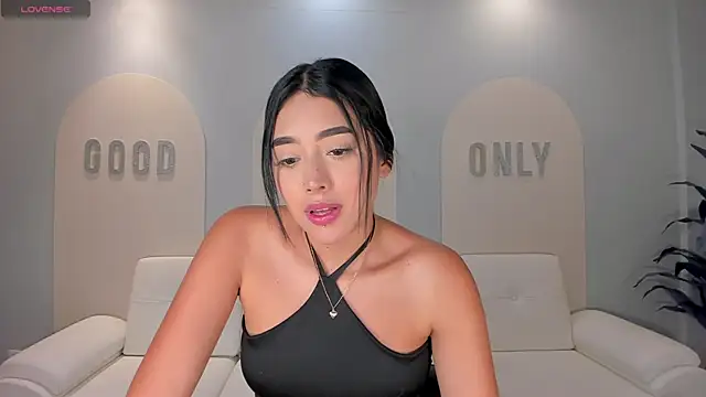 ScarlettBlaze  online show from 4, 5, 2026