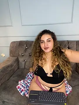 Celestee Dior online show from 16, 10, 2025
