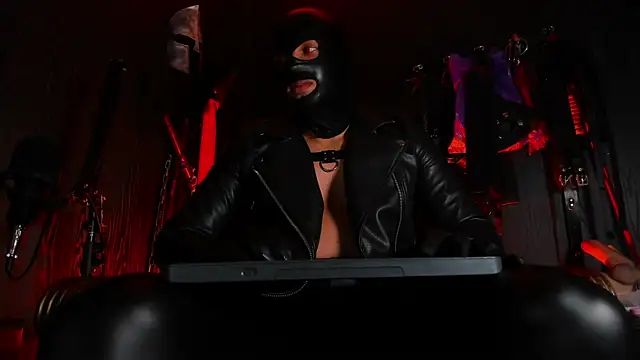 Master Connor BDSM online show from 4, 7, 2026