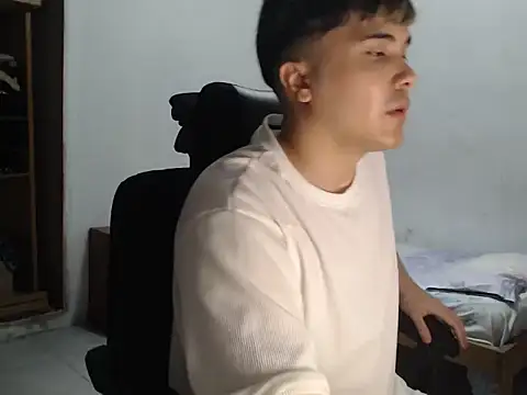 CuteAlexBoy online show from 8, 2, 2026