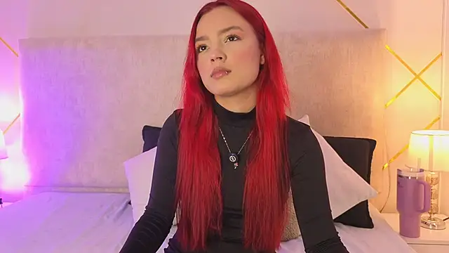 Snapshot of Martinaa_Garcia chatting on 22, 6, 2026 Martinaa Garcia online show from 22, 6, 2026