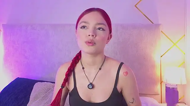 Snapshot of Martinaa_Garcia chatting on 8, 7, 2026 Martinaa Garcia online show from 8, 7, 2026