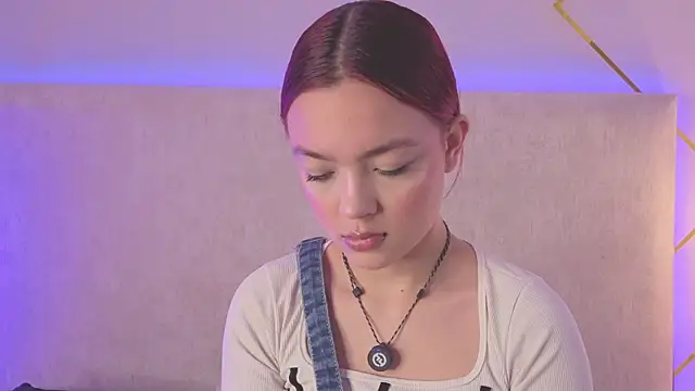 Snapshot of Martinaa_Garcia chatting on 16, 7, 2026 Martinaa Garcia online show from 16, 7, 2026