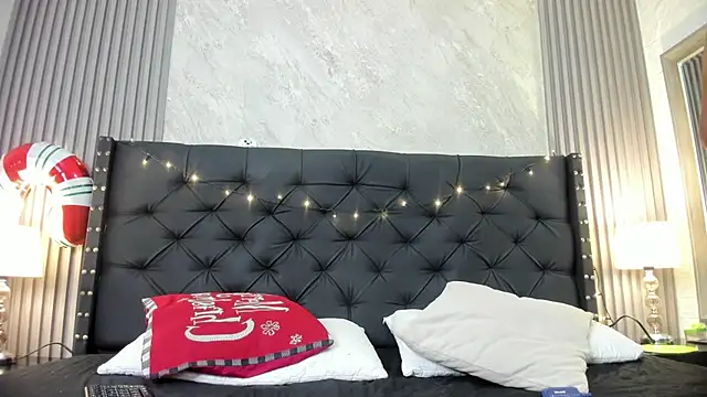 camila  bouzas online show from 5, 12, 2025