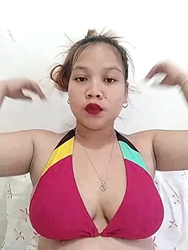 xxsexytitsxx online show from 15, 3, 2026