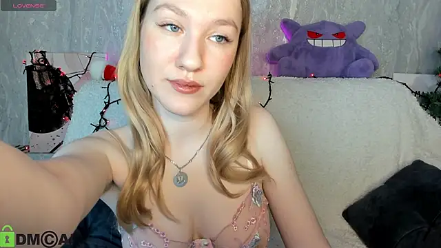 LinaRayy online show from 8, 1, 2026