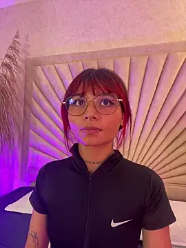 Emma duff online show from 22, 3, 2026