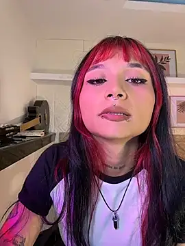 Emma duff online show from 5, 8, 2026