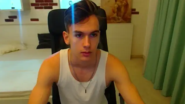 Snapshot of BradyFlint chatting on 17, 10, 2025 BradyFlint online show from 17, 10, 2025