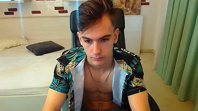 Snapshot of BradyFlint chatting on 23, 10, 2025 BradyFlint online show from 23, 10, 2025