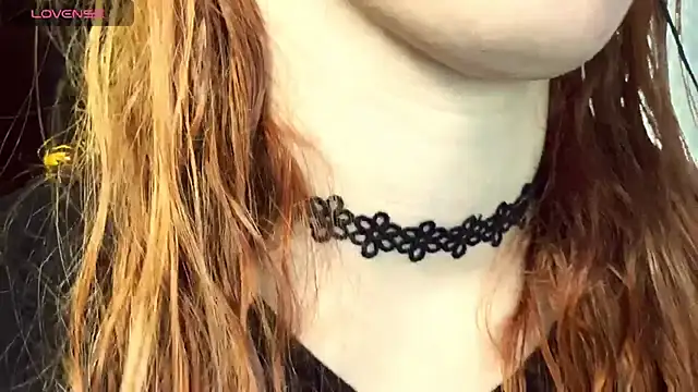 Snapshot of Veksal1a chatting on 26, 11, 2025 Veksal1a online show from 26, 11, 2025