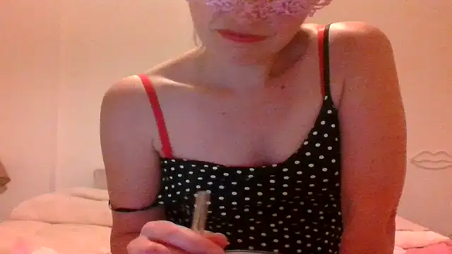 Ava sexy bitch online show from 18, 4, 2026