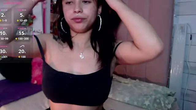 petite coral online show from 24, 3, 2026