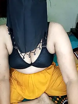 Disha Nur online show from 1, 11, 2025