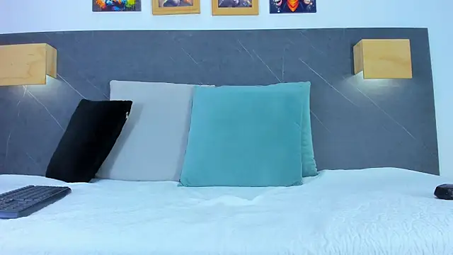 iamdoll online show from 26, 2, 2026