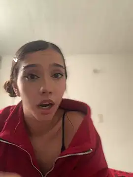 Snapshot of MiaaCute- chatting on 4, 3, 2026 MiaaCute- online show from 4, 3, 2026