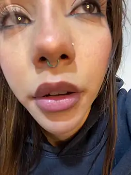 MiaaCute- online show from 5, 5, 2026