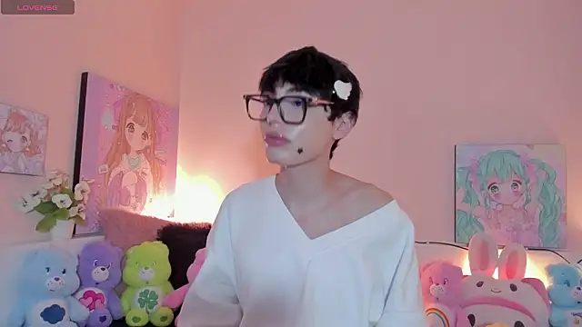 Strawberry Kitty  online show from 9, 3, 2026