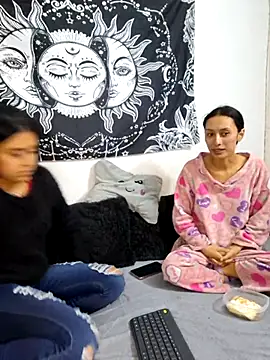 emily n abby online show from 2, 7, 2026